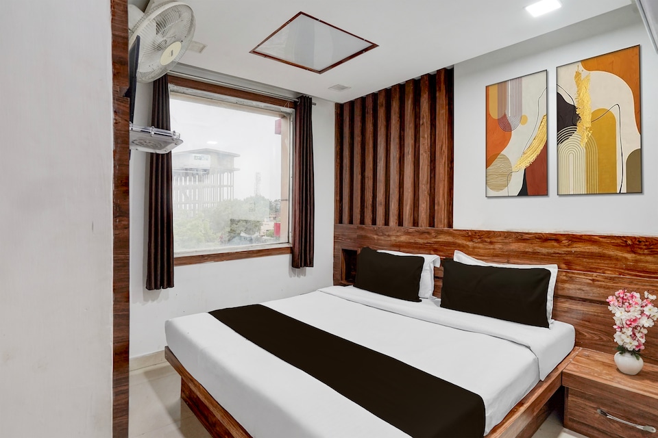 Super Collection O Mall Road Bathinda Formerly Hotel Galaxy, Mall Road Bathinda, Bathinda