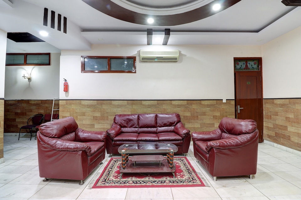 Collection O 40725 Hotel Mandakini Palace, Mall Road Kanpur, Kanpur