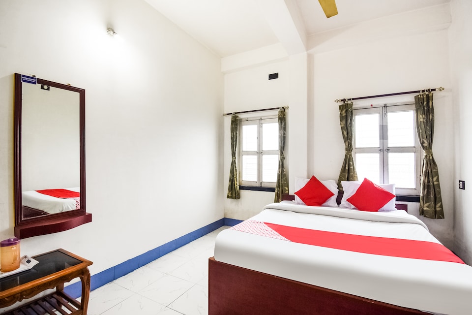 OYO 40730 Green World Resort, Berhampore, Berhampore