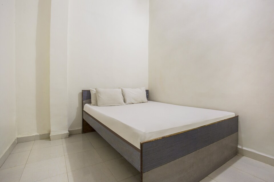 SPOT ON 40739 Nandi Palace, Mumbai- Kalyan-Bhiwandi- Badalapur, Mumbai