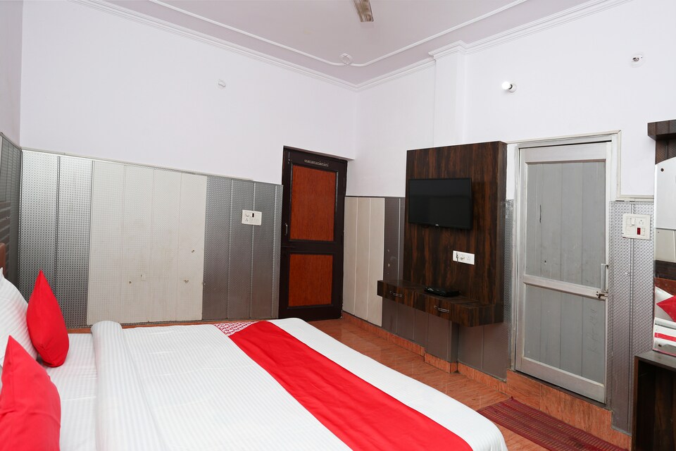 OYO 40740 Kahlon Food Plaza & Restaurant, Bazpur City, Kashipur