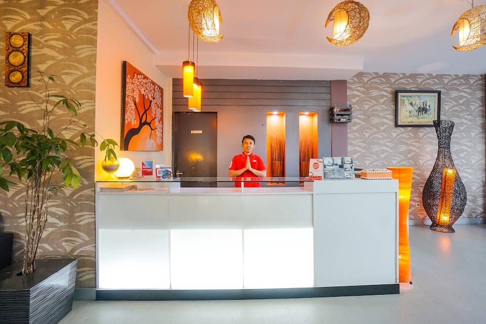 OYO 955 Hotel Boulevard, Sario, Manado