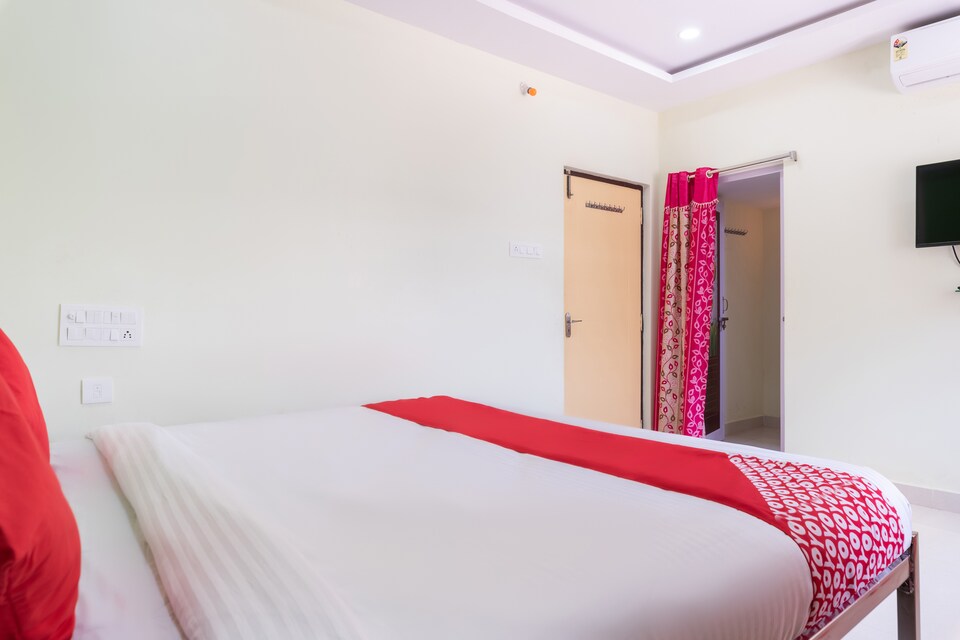 OYO 40757 Sony Villa, Rushikonda, Visakhapatnam
