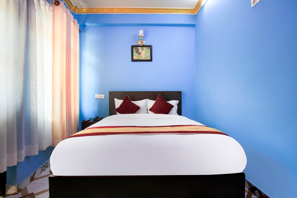 OYO 401 New Star Hotel & Restaurant, Bandipur Nepal, Bandipur Nepal