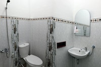 OYO 956 Penginapan Eby