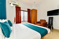 SilverKey Executive Stays 40794 Empire Plaza