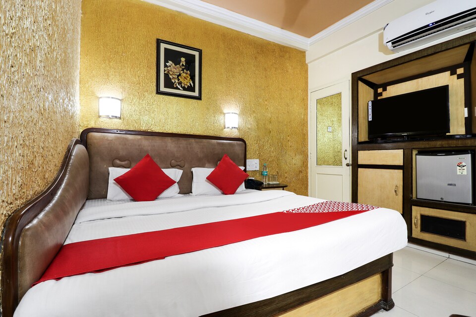 OYO 40800 Hotel Harsh Palace, Bahraich, Bahraich