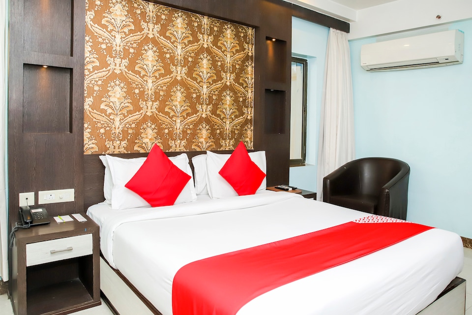 Capital O 3811 Geetanjali Regency, VIP Road Kolkata, Kolkata