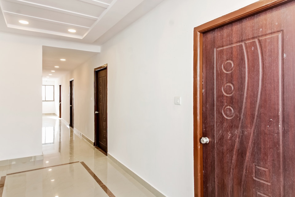 OYO 40807 Hotel  VSR International , Shamshabad-II, Hyderabad