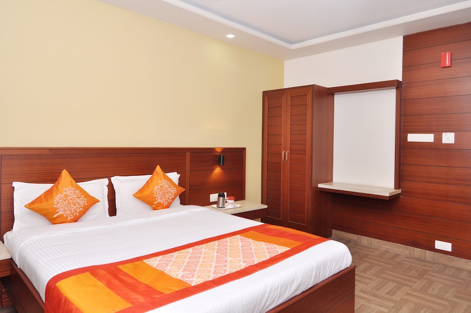 OYO 3812 Venkadaramana Towers, Kumbakonam, Kumbakonam