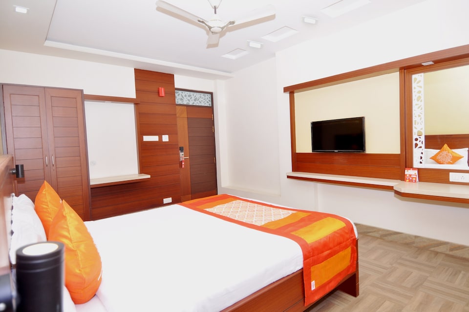 OYO 3812 Venkadaramana Towers, Kumbakonam, Kumbakonam