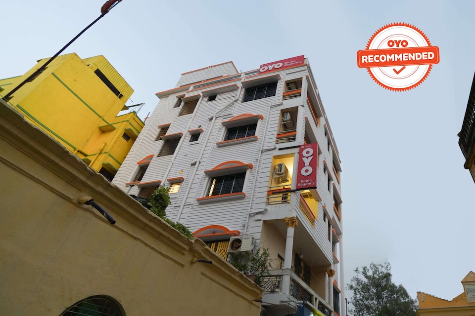 OYO Flagship 40816 Bimla Regency Rajbari, VIP Road Kolkata, Kolkata