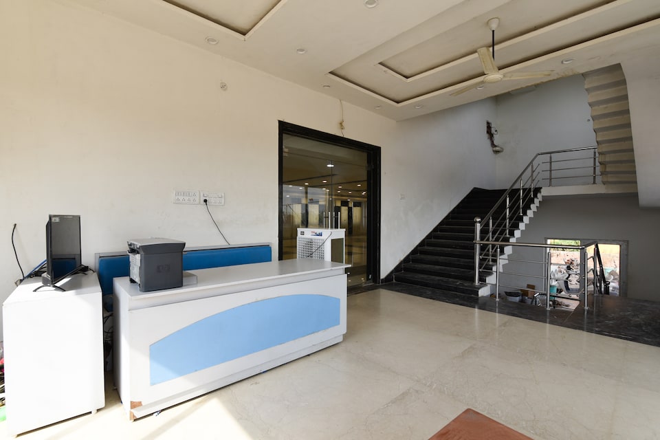 SPOT ON 40817 Mayur Resort, Akbarpur, Akbarpur