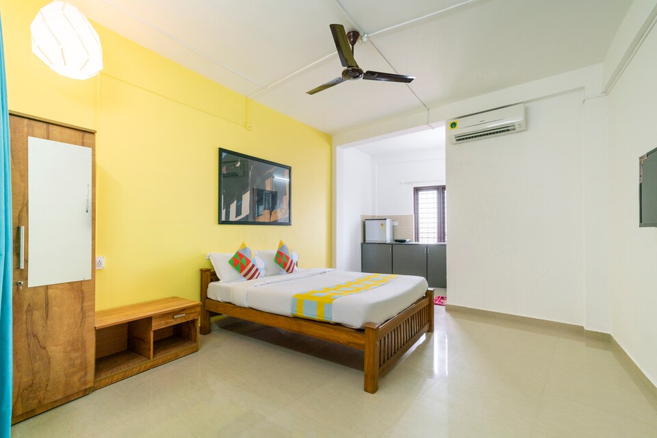 OYO Home 40827 Anchumana Apartments, Edapally Kochi, Kochi