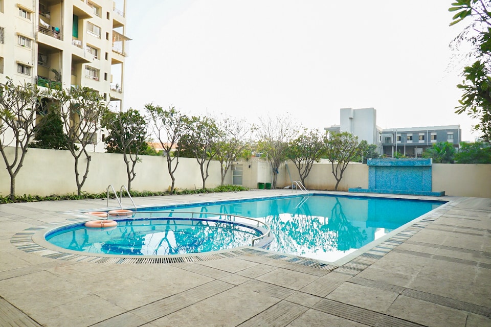 Capital O 40833 Maharaja Hotel & Restaurant, Bazpur City, Kashipur