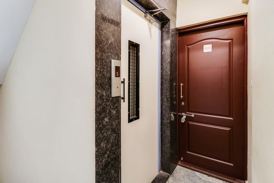 OYO 40835 D S Residency, Indiranagar Extension Bangalore-II, Bangalore