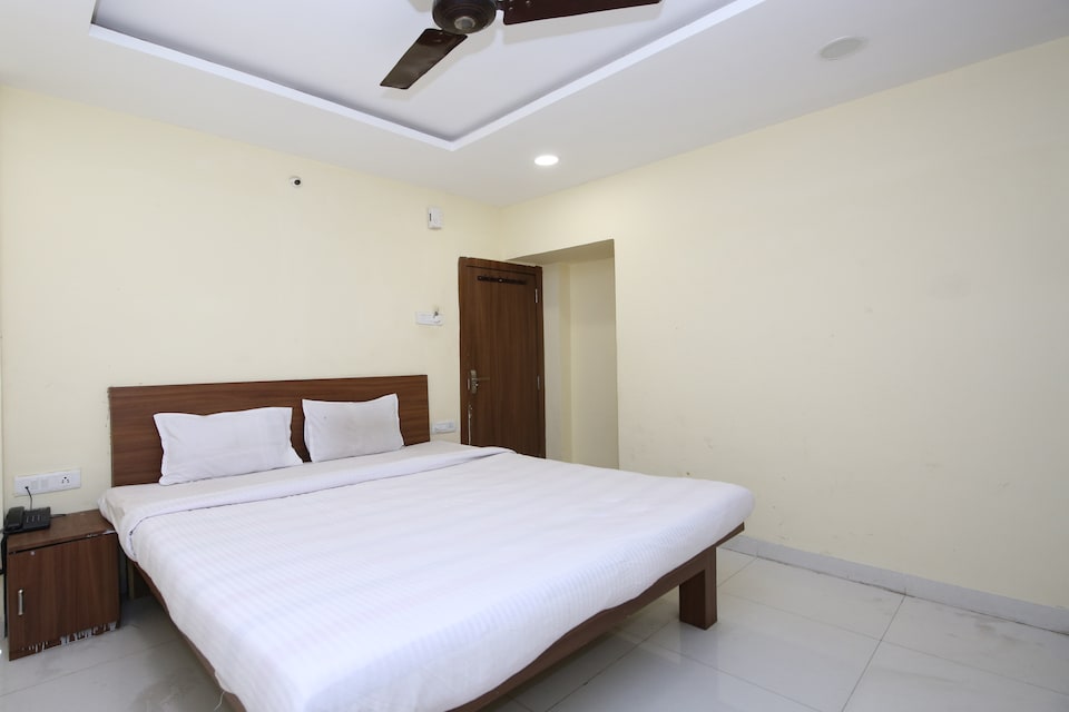 SPOT ON 40856 Hotel Crystal And Restaurant, Chhindwara city, Chhindwara