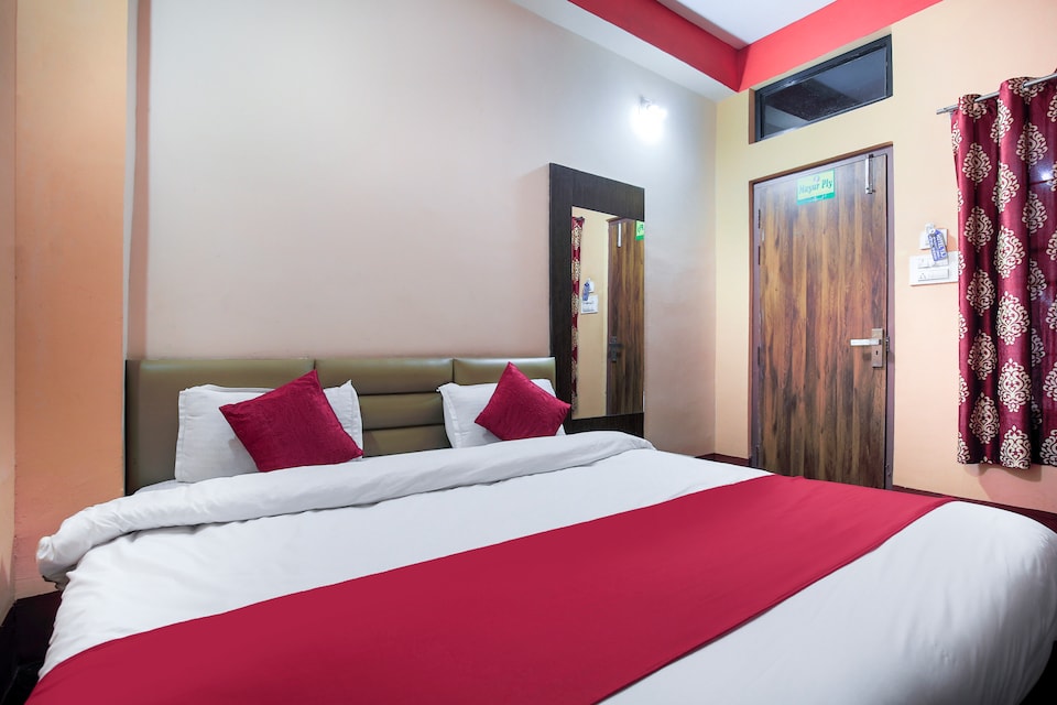 OYO 404 Hotel Taj International, Kakarvitta, Kakarvitta