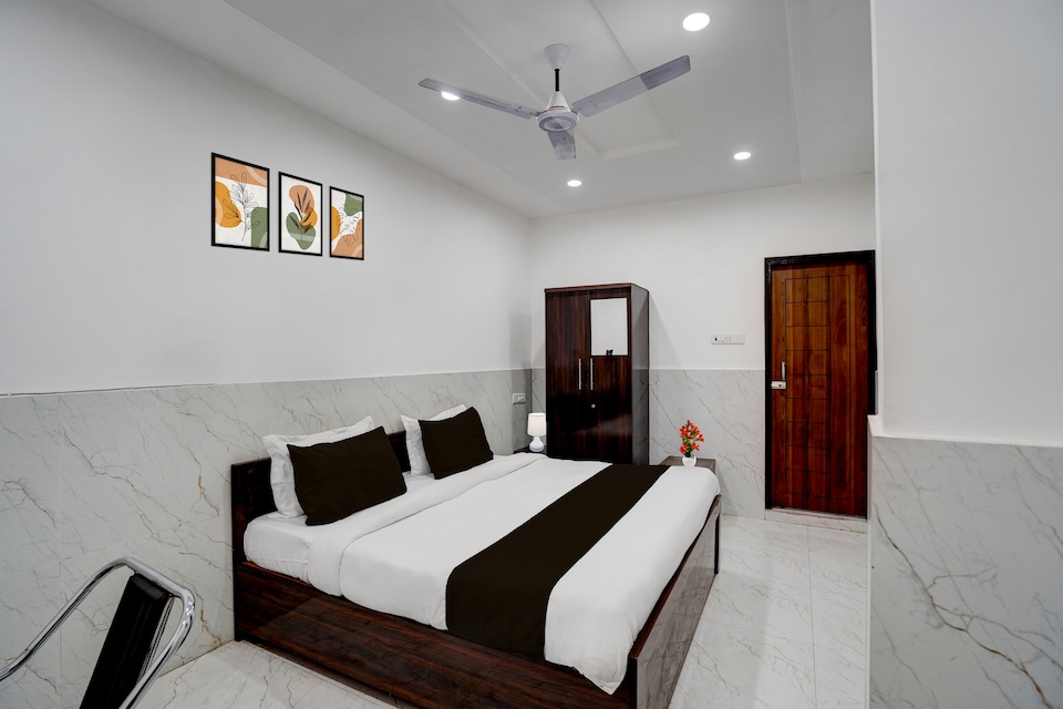 Super Collection O Vikas Nagar Post Office Formerly Metro Club and Guest House, Vikas Nagar Lucknow, Lucknow