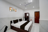 Super Collection O Vikas Nagar Post Office Formerly Metro Club and Guest House