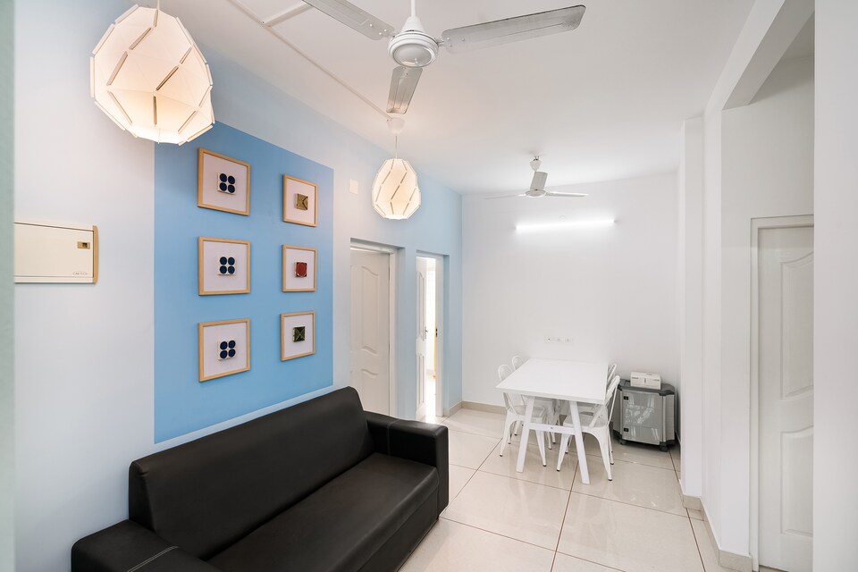 OYO 40920 Home Thykoodam Apartments 1BHK, Vytilla Kochi, Kochi