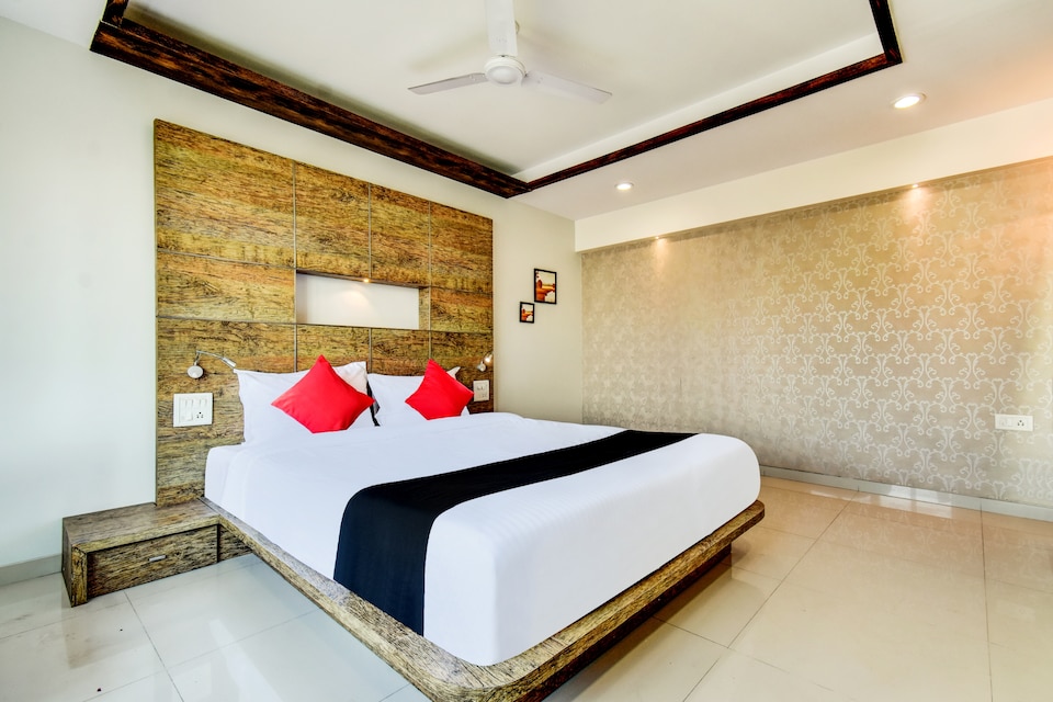 Capital O 41029 Hotel Shri Sai Ram, Shirdi, Shirdi