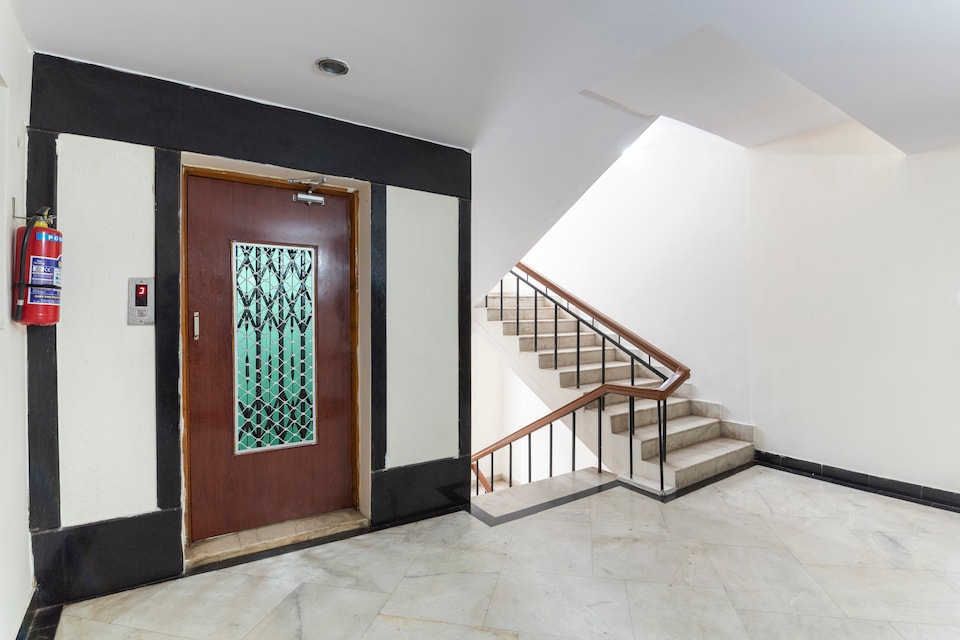 OYO 40926 Bhaskara Building, Ramaraopet Kakinada, Kakinada