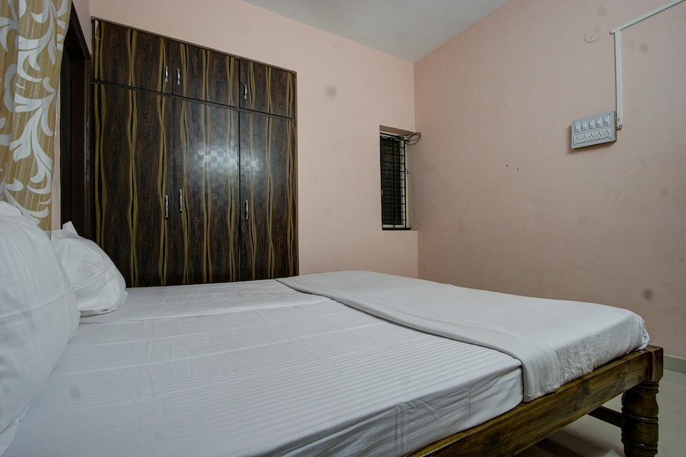 OYO 40929 Moms Serviced Apartments, Hubli, Hubli-Dharwad