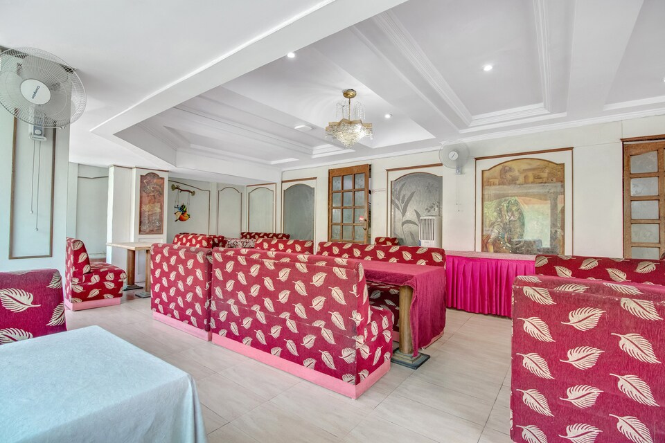 OYO Flagship 40940 Hotel Green City Dhantoli, Bus Stand Nagpur, Nagpur