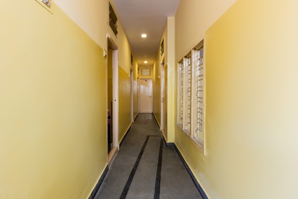 SPOT ON 40974 Sai Tirumala Residency, Secunderabad Railway Station-II, Hyderabad
