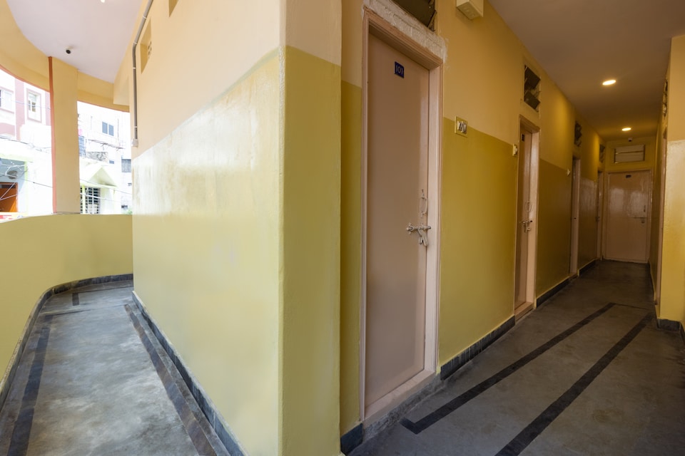 SPOT ON 40974 Sai Tirumala Residency, Secunderabad Railway Station-II, Hyderabad