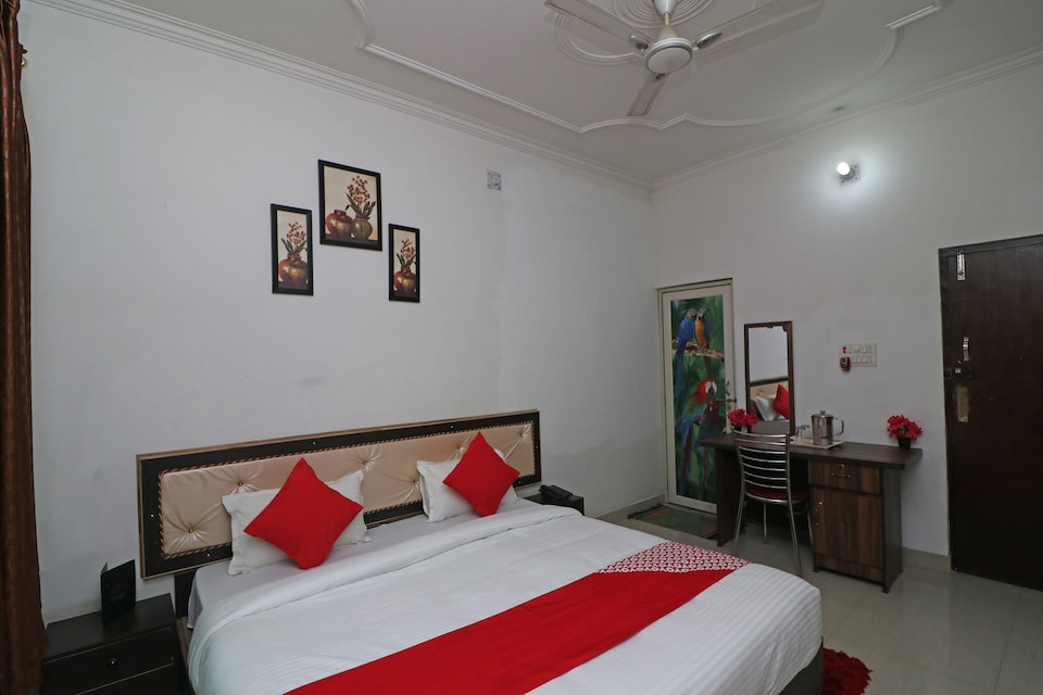OYO 40992 Nandini Homestay, Cantt, Varanasi