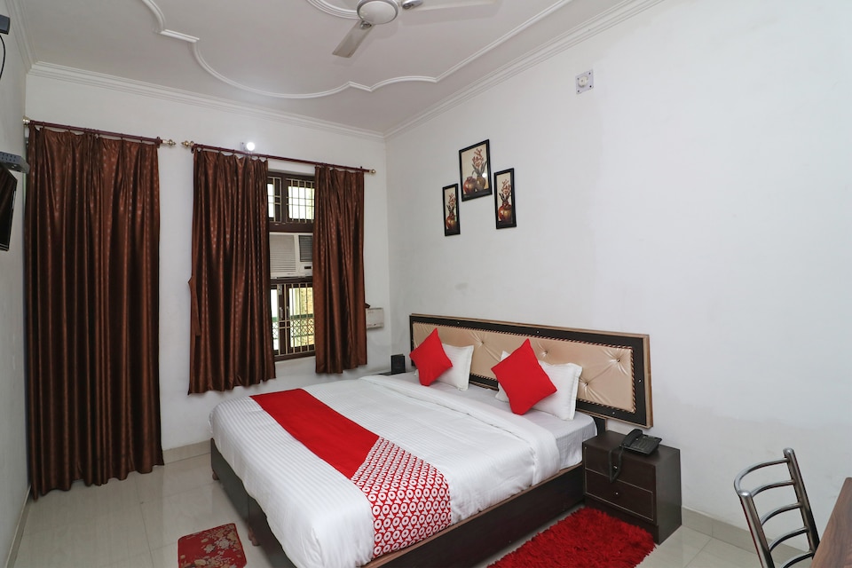 OYO 40992 Nandini Homestay, Cantt, Varanasi