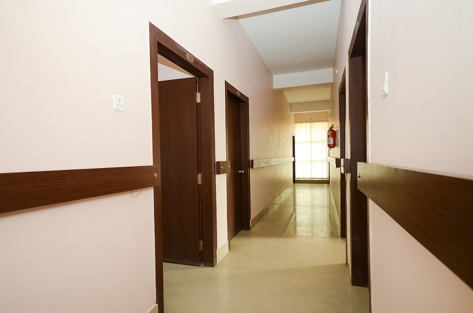 Live as a GHY919, ISBT Guwahati, Guwahati