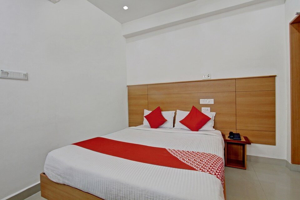 OYO 41052 Hotel Silk City , Kanchipuram City Center, Kanchipuram