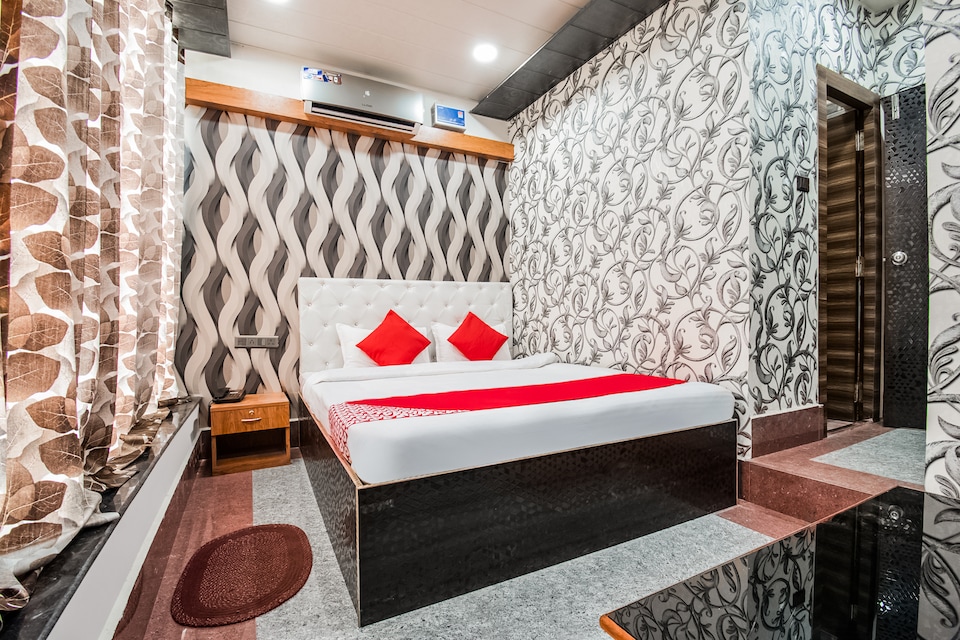 OYO 41055 Hotel Honey International, Siwan, Siwan