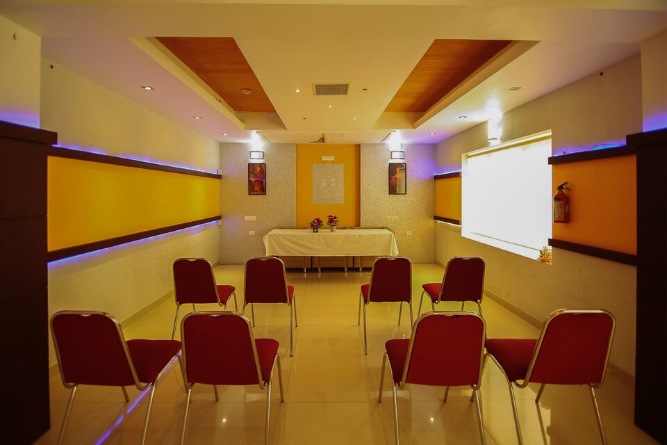 OYO 3835 Malayattoor Residency, Ankamaly Airport Kochi, Kochi