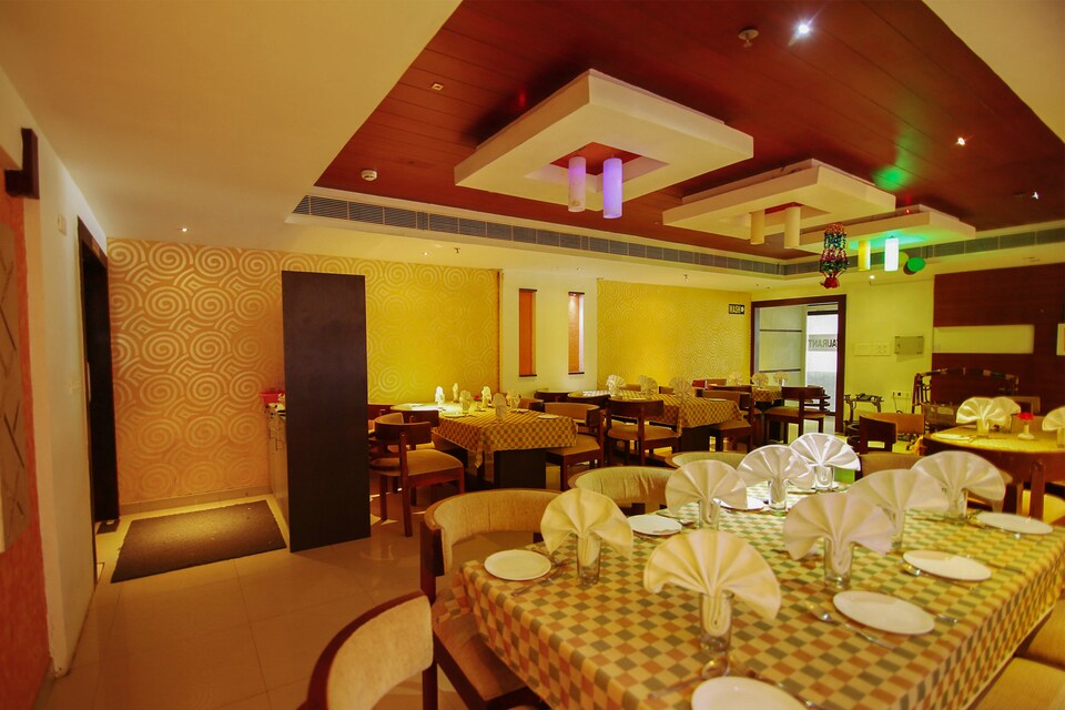 OYO 3835 Malayattoor Residency, Ankamaly Airport Kochi, Kochi