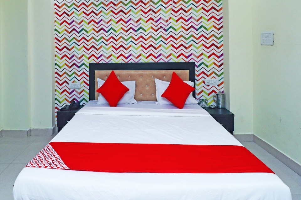 OYO 41087 Hotel Sumangal, Padav, Gwalior