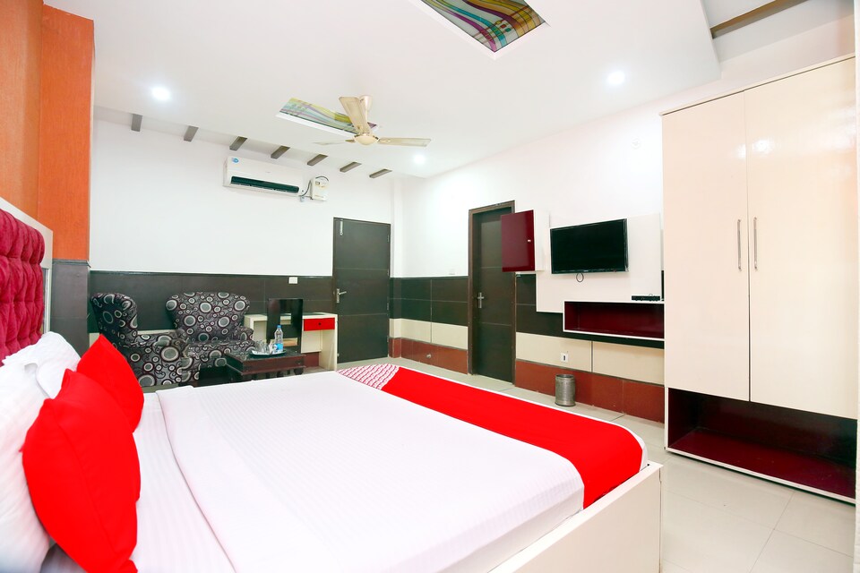 OYO 41115 Hotel Ritvik, Kala Amb, Kala Amb