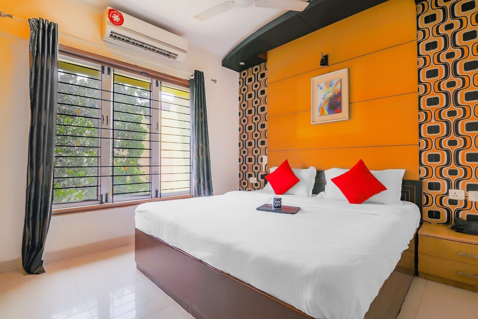 OYO LIFE CHN895 Nandanam, T Nagar Chennai, Chennai