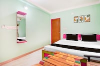 Hotel O Bolpur Central Railway Junction Formerly Home Stay World