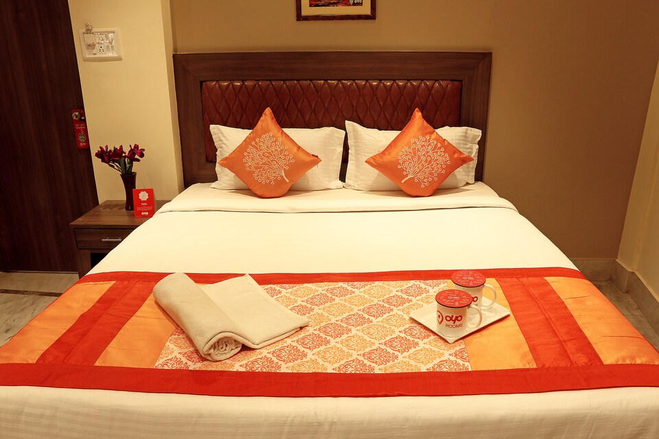 OYO 3840 Aditya Apartment, Bhawanipore Kolkata, Kolkata