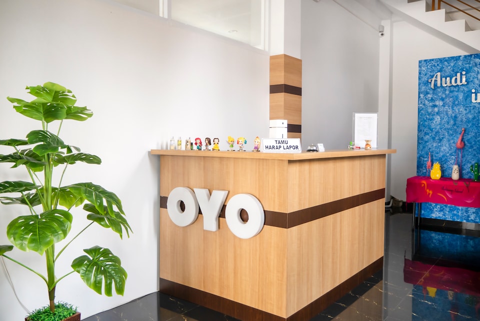 OYO 985 Audi Inn Hotel, Tanjung Pandan, Belitung