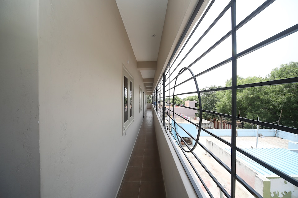 OYO 41168 Sunshine Residency, Vellore, Vellore