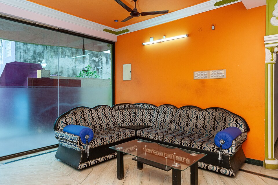 OYO 41193 Sri Vigneshwar Residency, Vellore, Vellore