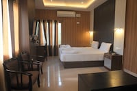 Hotel O Marina Manor