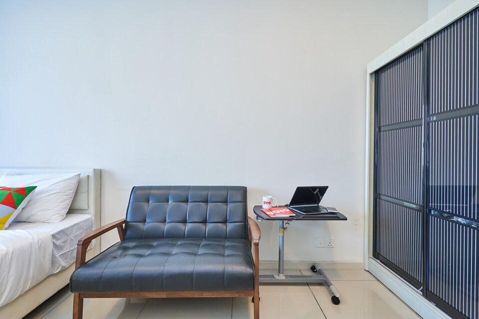 OYO Home 1161 Modest Studio Centerstage, Section 13, Petaling Jaya