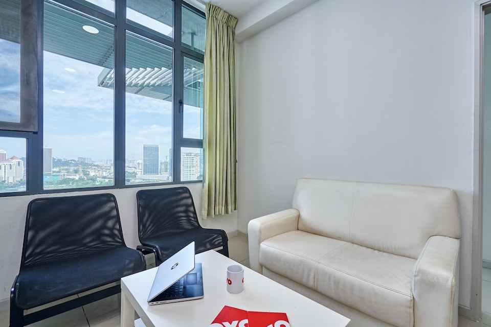 OYO Home 1162 Nice 2br Centerstage, Section 13, Petaling Jaya