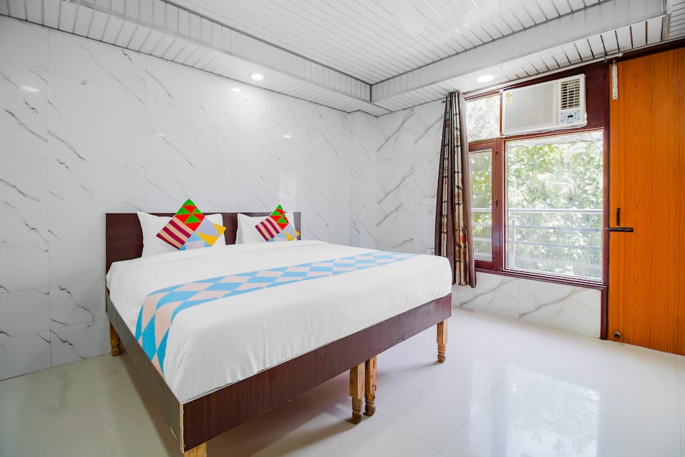 OYO 41357 Cozy Stay NSIT Dwarka, Dwarka Delhi, Delhi